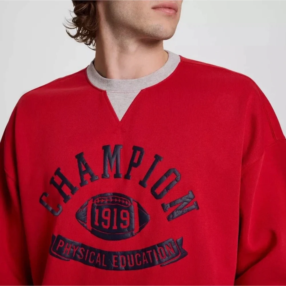 Champion Men's Physical Education Colorblocked Sweatshirt - Lava Falls SMALL